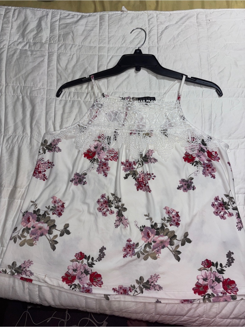 Lace Yoke Floral Cami Top in White with Pink Floral Print